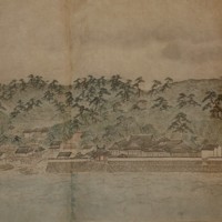 江戸時代後期に松鶴城を描いた絵図「椿泊森甚五兵衛屋敷海上ヨリ見ル図」。城館の姿が克明に描かれている（個人蔵）