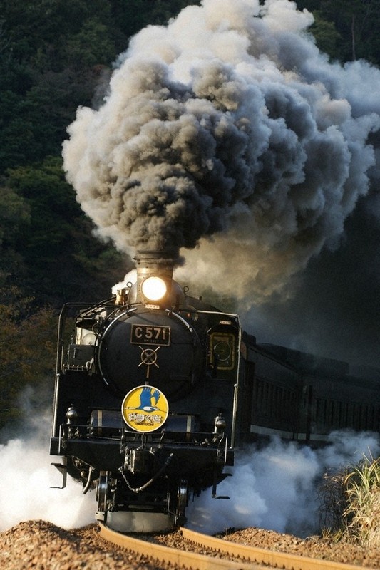 貴婦人」6年ぶり復活へ SLやまぐち号の蒸気機関車C57形 来年10月 観光