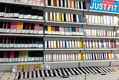 高橋書店の2026年版の手帳。その売れ行きは？＝東京都豊島区の同社で2025年12月19日、赤間清広撮影
