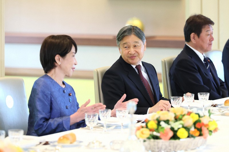 天皇陛下が高市首相らを招いて昼食会 [写真特集1/5] | 毎日新聞