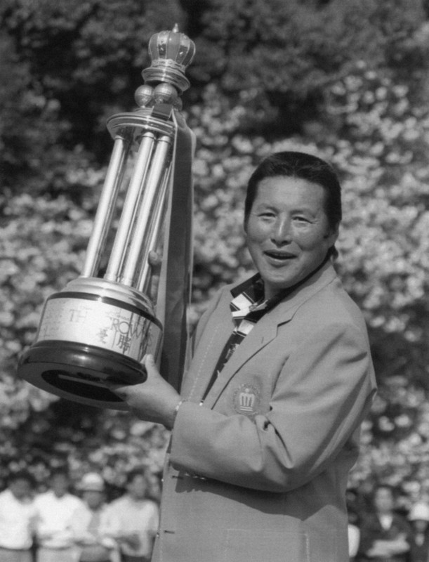 男子プロゴルファーのジャンボ尾崎さんが死去 野球選手から転身し12度