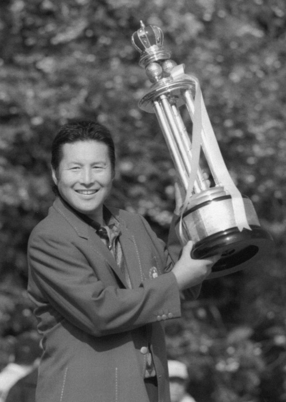 男子プロゴルファーのジャンボ尾崎さんが死去 野球選手から転身し12度