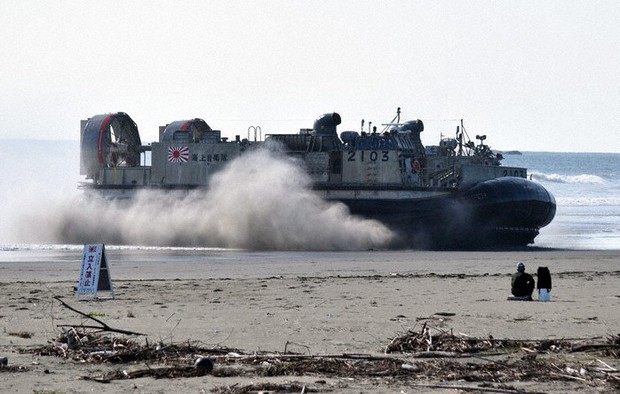 防衛強化－南西シフトの現場：生活圏そば、訓練拡大 自衛隊施設外