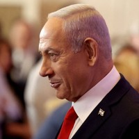 イスラエルのネタニヤフ首相＝2025年7月27日、ロイター