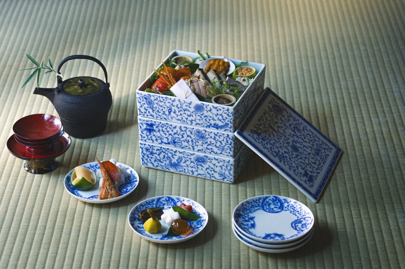 100万円の高額商品も コスパかプレミアム感か おせち二極化の波 | 毎日新聞