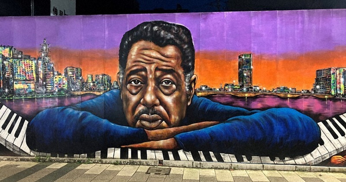 What's the story behind giant mural of jazz legend Duke Ellington in Japan's Niigata?