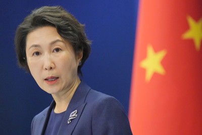厳しい日本批判を展開するが……（中国外務省の毛寧報道局長、2025年11月26日） 共同通信 