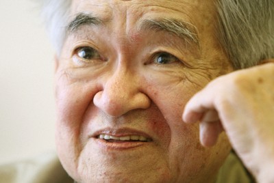 「生涯不良」を掲げ、大衆の中に身を置いた思想家の鶴見俊輔さん＝京都市左京区で2007年8月17日、梅村直承撮影
