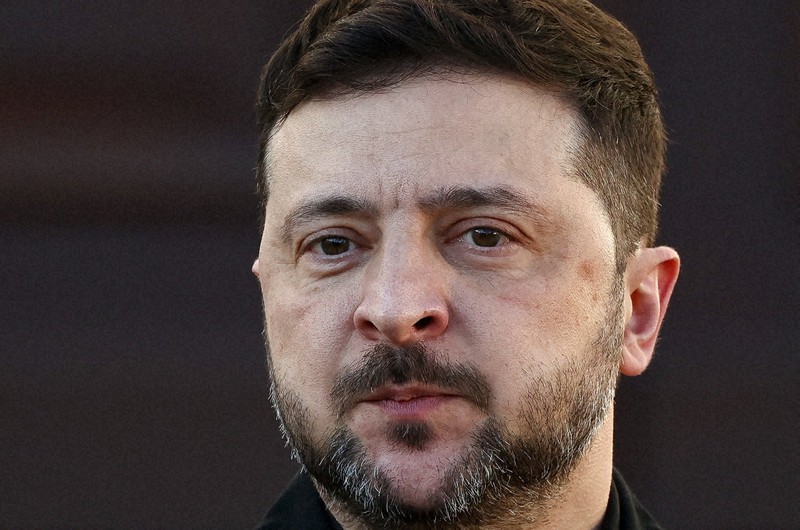 ゼレンスキー氏、領土問題で譲歩の姿勢 「和平案を国民投票に」 | 毎日新聞