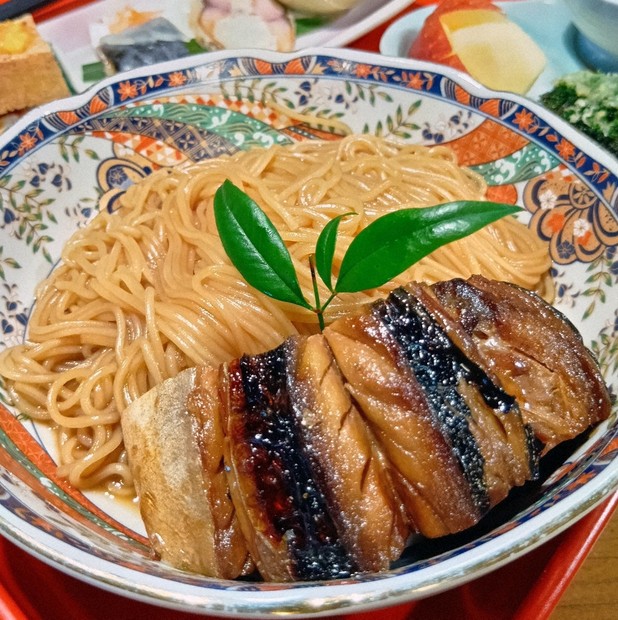 わたしのふるさと便：逸品オススメ 滋賀県 「焼鯖そうめん」 簡単豪華