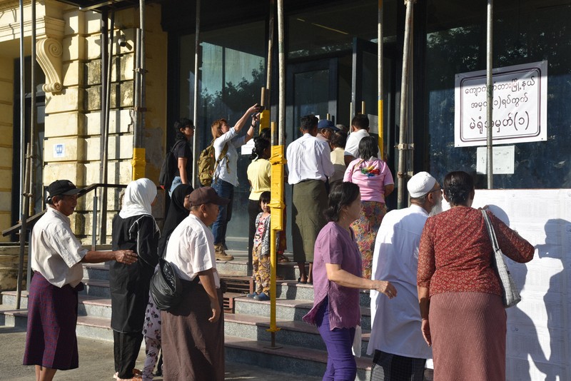 投票しないと目をつけられる」 警戒感広がるミャンマー総選挙 | 毎日新聞