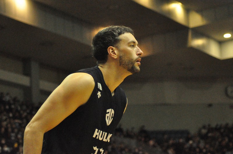 故郷」日本でバスケを アルティーリ千葉のエバンス・ルーク選手 | 毎日新聞