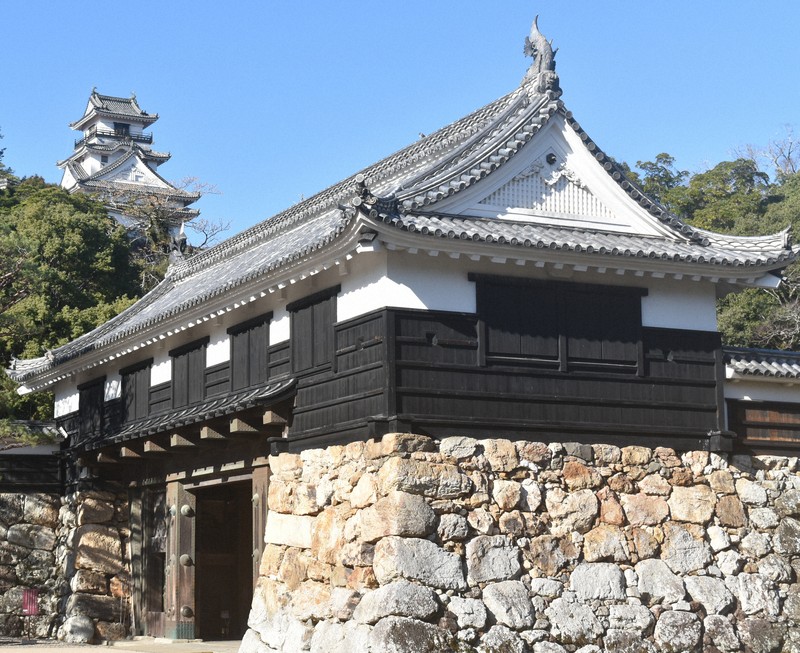 本丸全てが築城当時のまま現存 美しさ