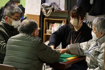 15年たっても癒えない 災害で傷ついた心との向き合い方 | 毎日新聞