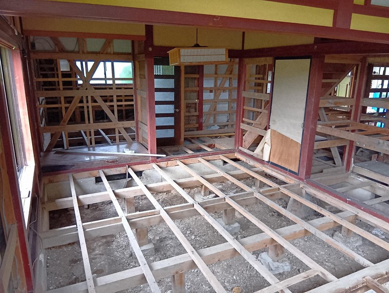 家族のよすが」守れず無念 二重被災で実家解体 能登半島地震2年 | 毎日新聞