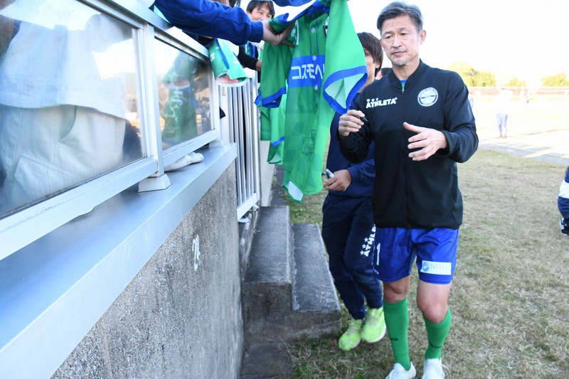 三浦知良「みんなで新たな歴史を一緒に築こう」 J3福島に加入 | 毎日新聞