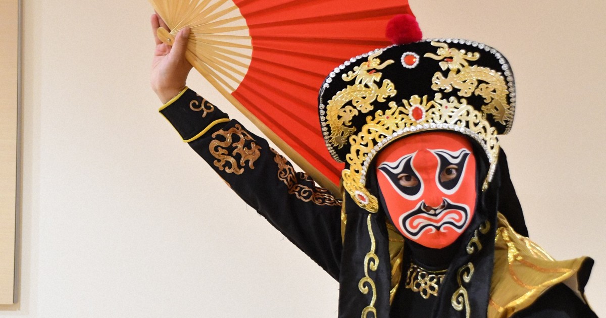変面に国境はない」 中国伝統「一子相伝」の秘技伝える変面師 [写真