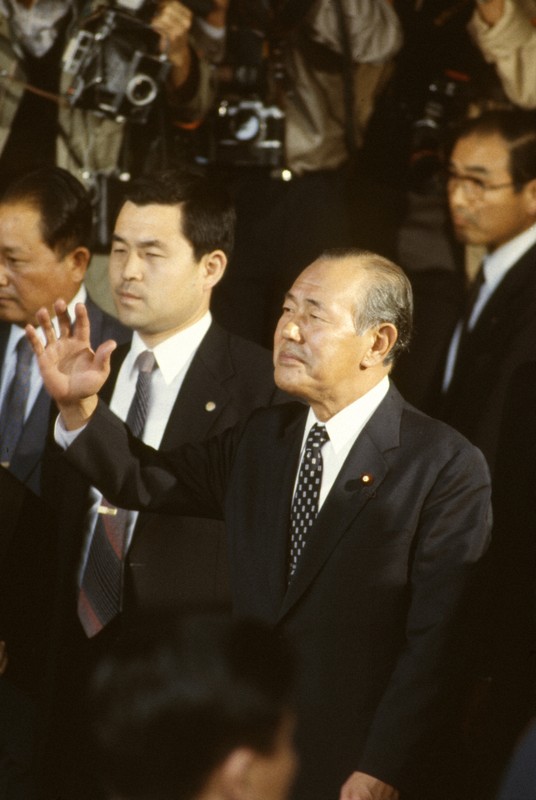 2000万円を運んだ「田中角栄の側近」 暴かれた元首相の金権選挙 [写真
