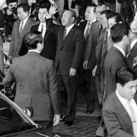 2000万円を運んだ「田中角栄の側近」 暴かれた元首相の金権選挙 [写真
