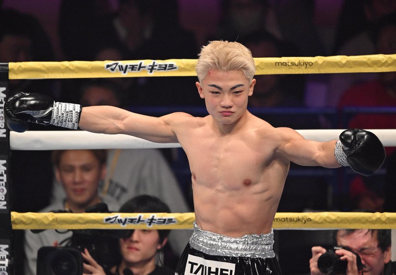 吉良大弥が2回KO勝利 WBA世界ライト・フライ級挑戦者決定戦 [写真特集1