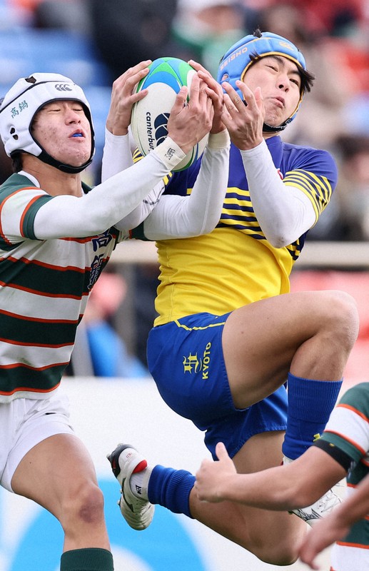 京都成章－高鍋（3回戦） 全国高校ラグビー [写真特集3/7] | 毎日新聞