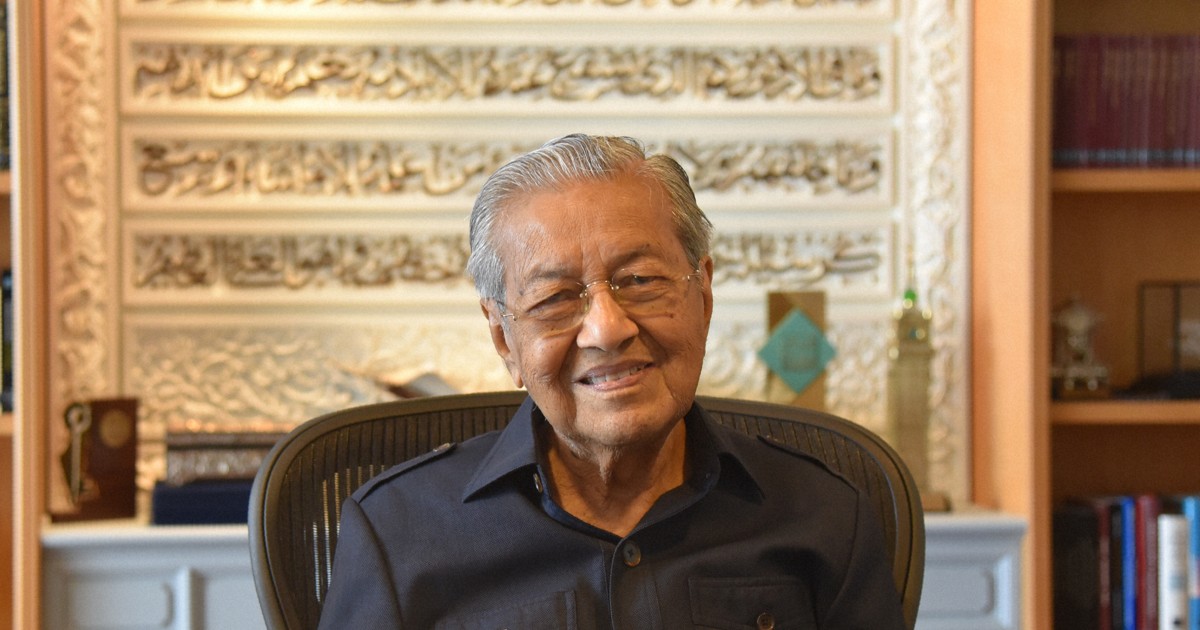 マハティール元首相が転倒　病院へ緊急搬送、意識あり　マレーシア