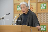 食料品の消費税ゼロ「今秋から」 中道公約、定年廃止や週休3日制も