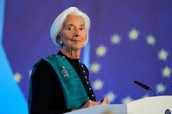 次の一手は利上げと予想されている欧州中央銀行（ECB）のラガルド総裁＝AP