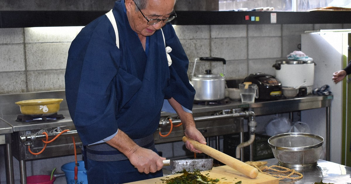 磯の香り広がる「海の七草粥」　ワカメやフノリ刻み、三重の博物館