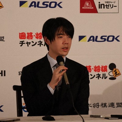 将棋のまち・掛川城対決：第75期王将戦 第1局 いざ七番勝負 きょう開幕