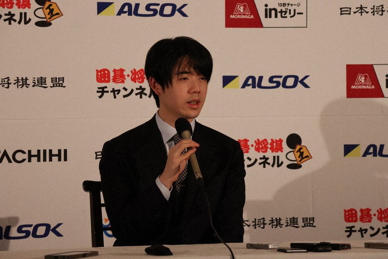 将棋のまち・掛川城対決：第75期王将戦 第1局 いざ七番勝負 きょう開幕