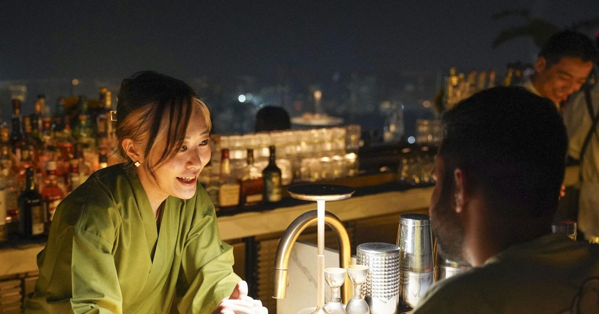 Japanese women promoting onigiri, sake in world's most populous nation India