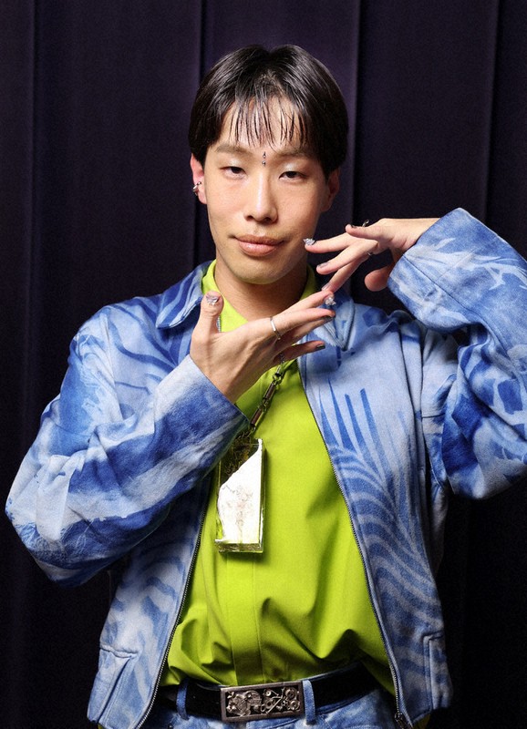 俳優の坂口涼太郎さん＝小林努撮影