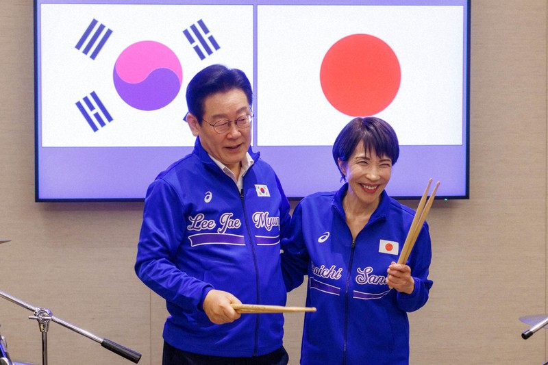AIかと思った」 日韓首脳のドラムセッション動画をSNSで公開 | 毎日新聞