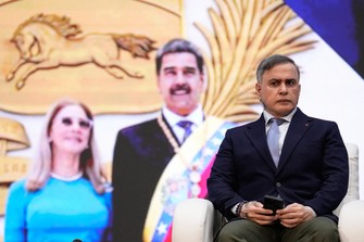 ベネズエラのサーブ検事総長は1月16日、首都カラカスで開かれたマドゥロ前大統領の釈放を求める政府主催の法律専門家会合に出席した=AP