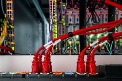 データセンター建設の急増が米国各地で停電のリスクを高めている＝Ana Elisa Sotelo for WSJ