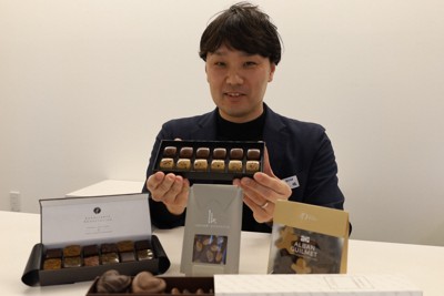 海外での商品買い付けを担当する三越伊勢丹のバイヤー、田嶋紘一郎さん＝東京都新宿区で2025年12月12日午後4時38分、宮川佐知子撮影