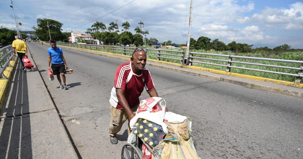 変容するアメリカ:「希望」か「主権侵害」か　国境の町で聞いたベネズエラ人の思い