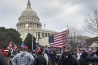 トランプ支持者らによる米連邦議会襲撃事件は、経済のグローバル化の副作用という側面もある＝米ワシントンで2021年1月6日、高本耕太撮影