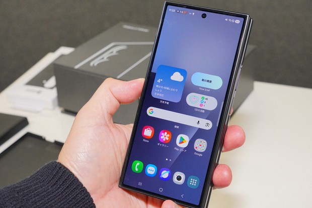 折りたたみiPhoneも意識？サムスン「三つ折りスマホ」の実力 | 知って