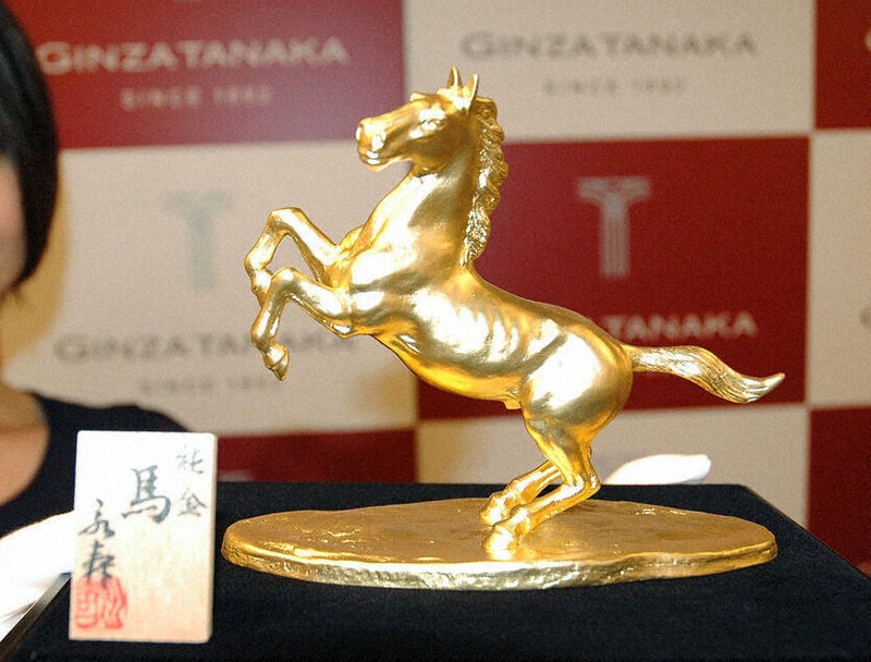 金価格、初の2万8000円突破 関税に懸念、安全資産の需要高く | 毎日新聞