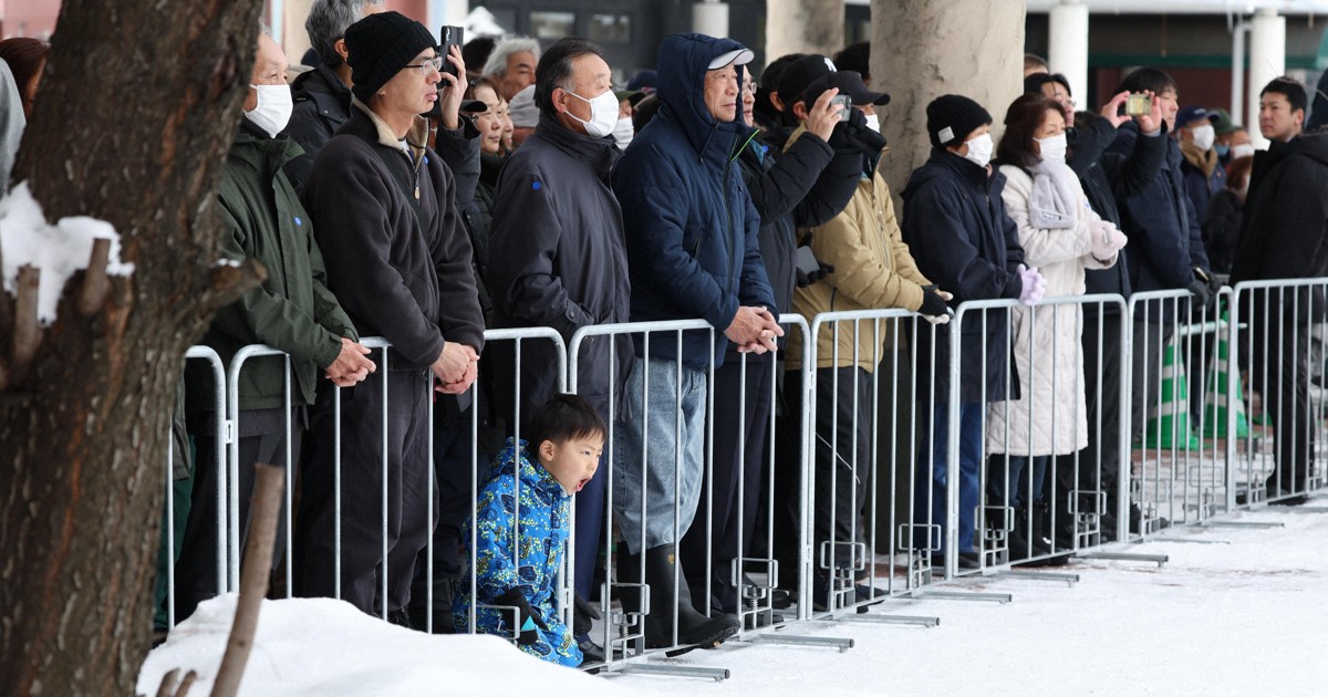 Japan PM's strong opposition to separate surname system reflected in election pledge