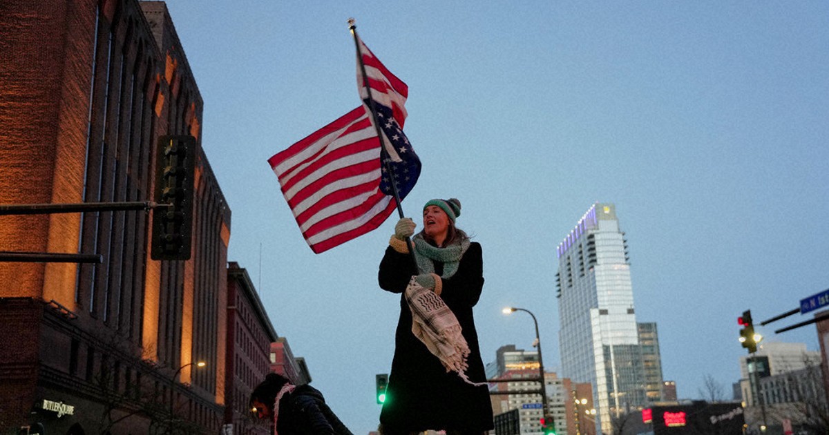 Minneapolis shooting scrambles Second Amendment politics for Trump