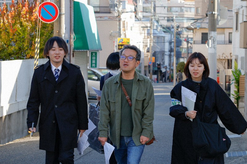 阪神大震災：友亡くし逃げ出した日 神戸大生、遺族訪ねるインタビュー