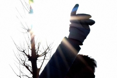 衆院選が公示され、支持を求めて街頭演説に立った候補者＝前橋市内で2026年1月27日、福田智沙撮影