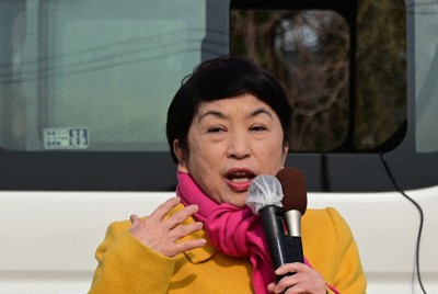 支持を訴える社民党の福島瑞穂党首＝福岡県行橋市西宮市で2026年1月29日午後0時42分、松本昌樹撮影