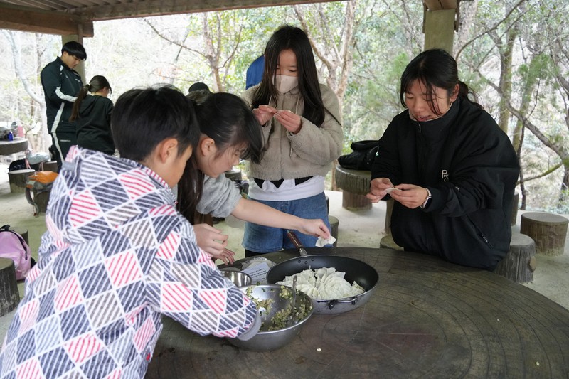 子供の「体験格差」なくすには…家庭の経済的ゆとり、政策の鍵に