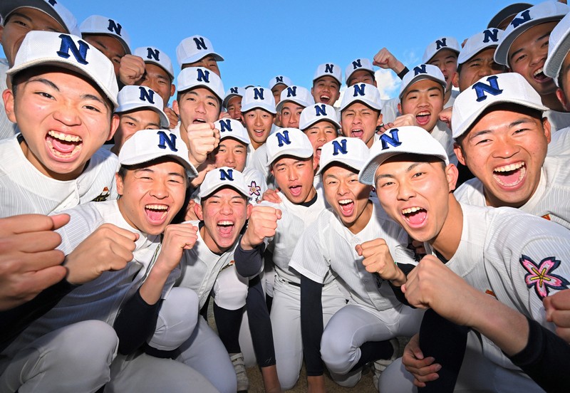 佐野日大、花咲徳栄、専大松戸、帝京、横浜、山梨学院 センバツへ
