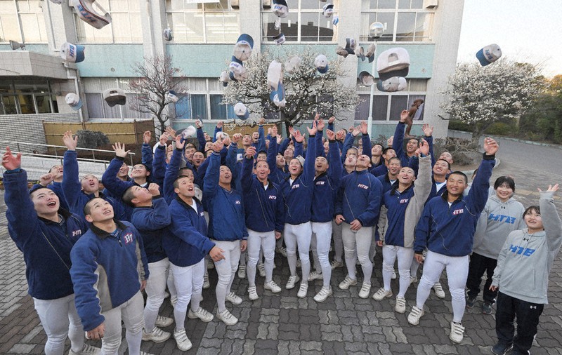 センバツ高校野球 花咲徳栄に春切符 6年ぶり夢舞台 歓喜 ／埼玉 | 毎日新聞