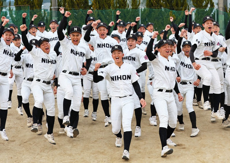 ニーバランス　野球 センバツ2026 春の夢舞台、ダブル切符 長崎日大 3年ぶり5回目／長崎西